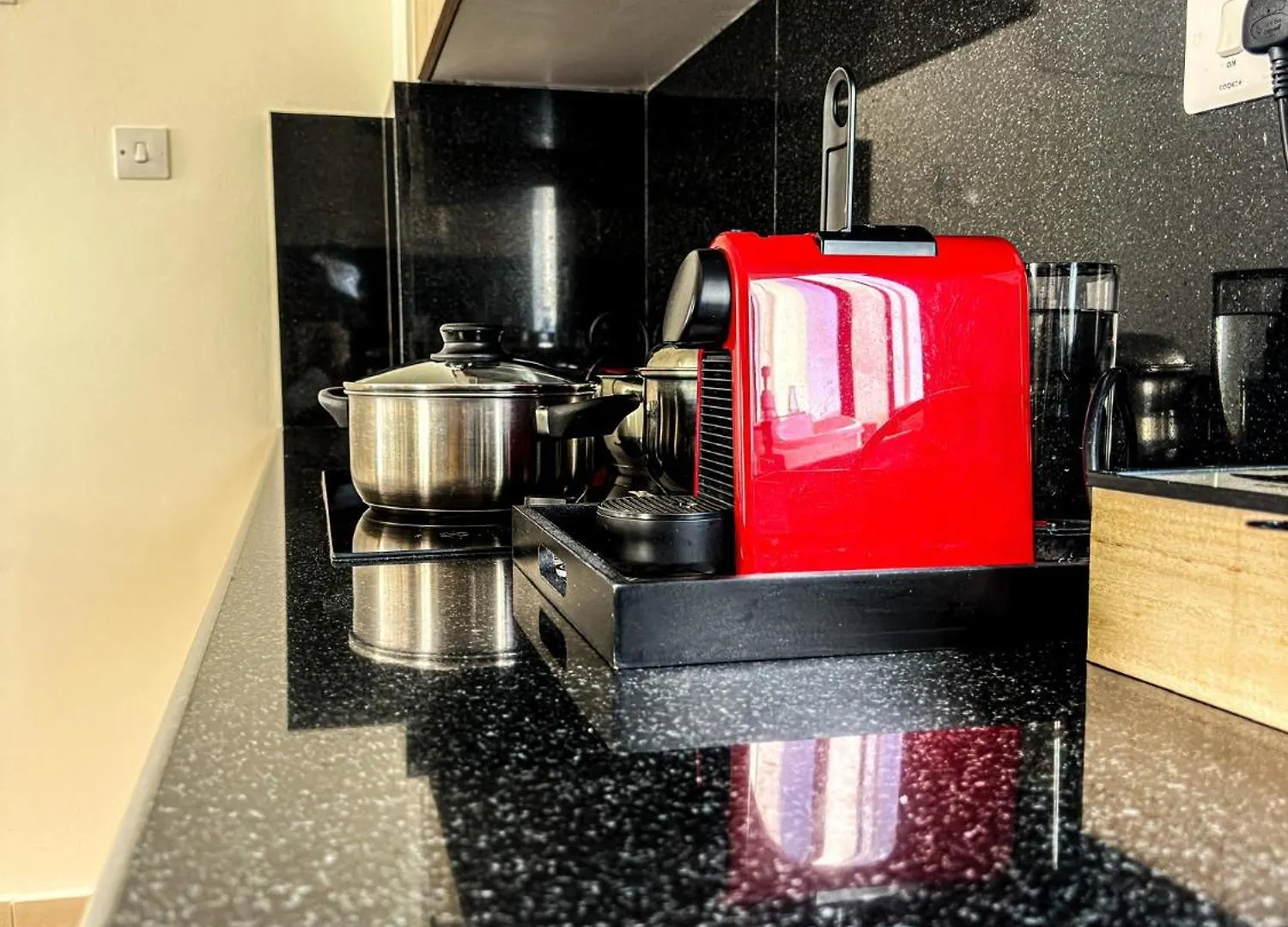 Modern City Center Apt With Pool Larnaca 0*,  Chipre
